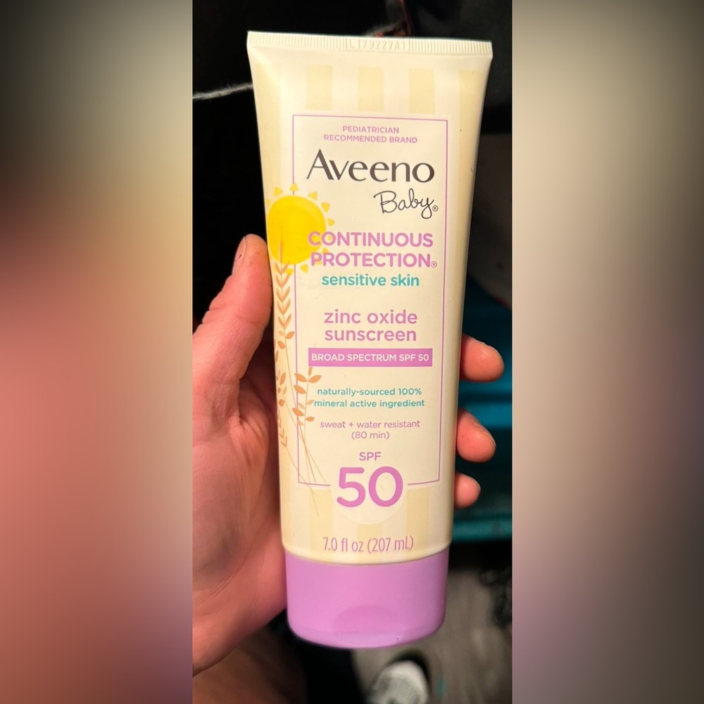 Aveeno Baby Continuous Protection Zinc Oxide Mineral Sunscreen Lotion 7.0oz NEW